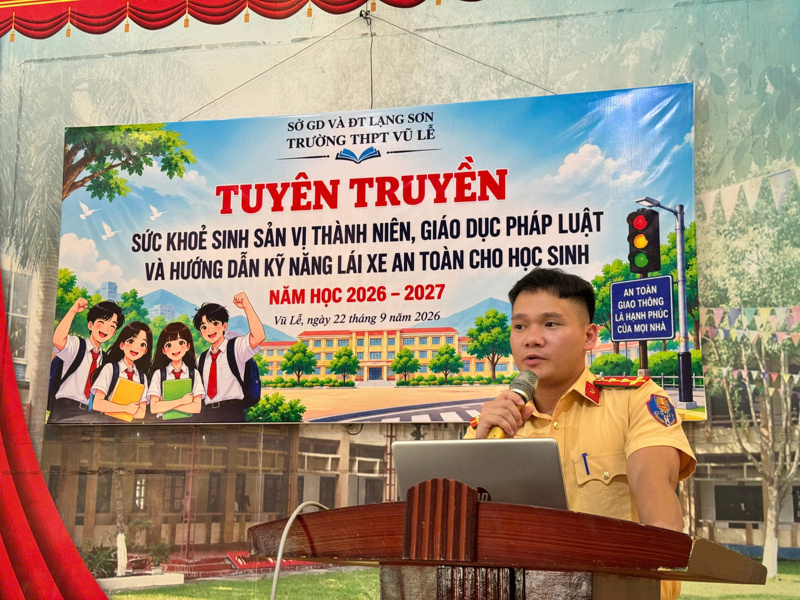 TRƯỜNG THPT VŨ LỄ TUYÊN TRUYỀN SỨC KHỎE SINH SẢN VỊ THÀNH NIÊN VÀ GIÁO DỤC PHÁP LUẬT